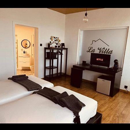 La Villa Bastogne Chambre D'Hotes 1 Bagian luar foto